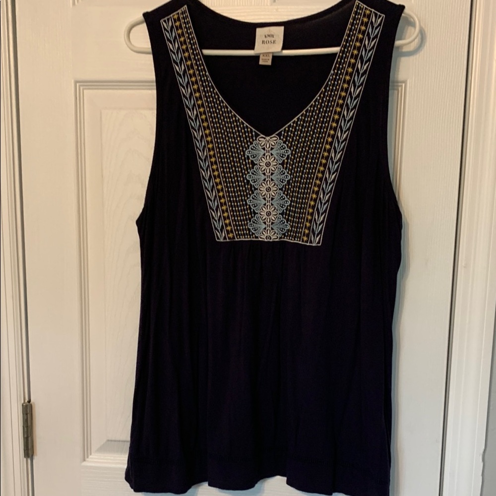 Knox Rose Embroidered Women's Top